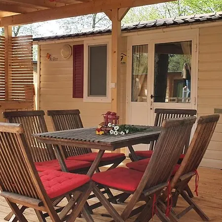 Campingplatz Mobilna Hiska Magicnih 5 *