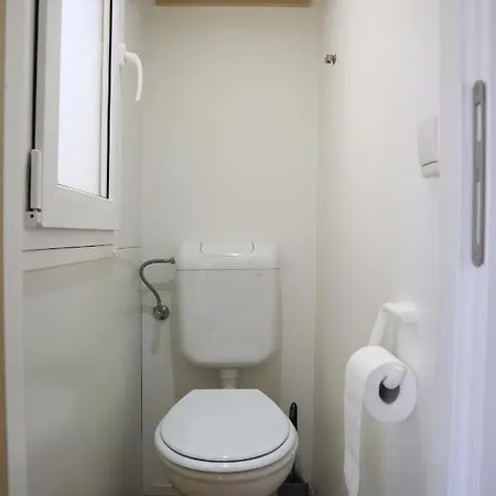 Campingplatz Mobilna Hiska Magicnih 5 *